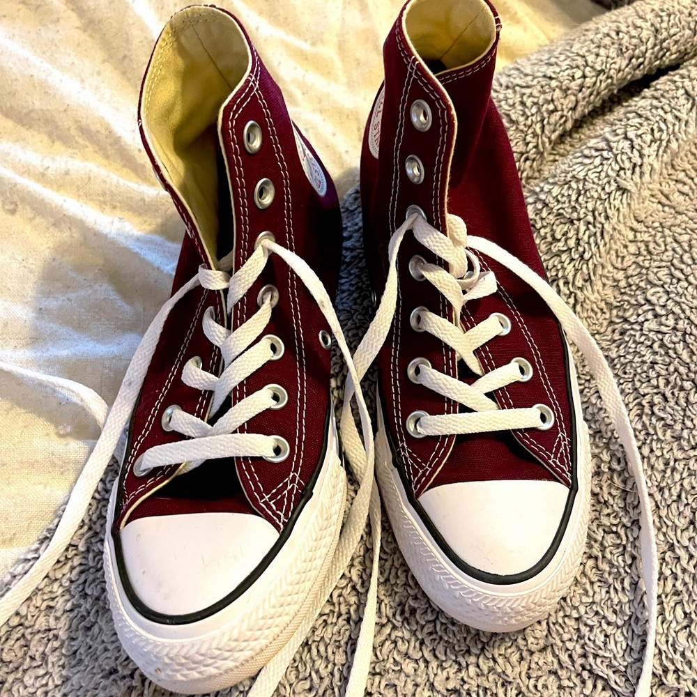 Womens burgundy converse high tops